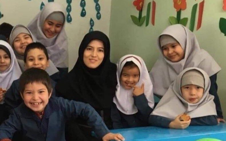 الفبای درد در مدارس خودگردان/ تحصیل کودکان مهاجر لنگ مجوز ومدرسه