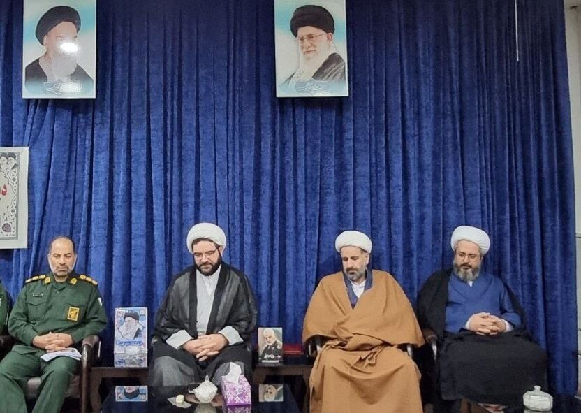 امام جمعه قروه: بسیج ستون محکمی است که انقلاب اسلامی را به پیش میبرد