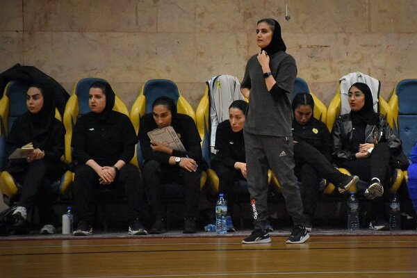 امامی: شکست مقابل مس تلنگر خوبی بود؛صدر جدول را از استقلال پس میگیریم