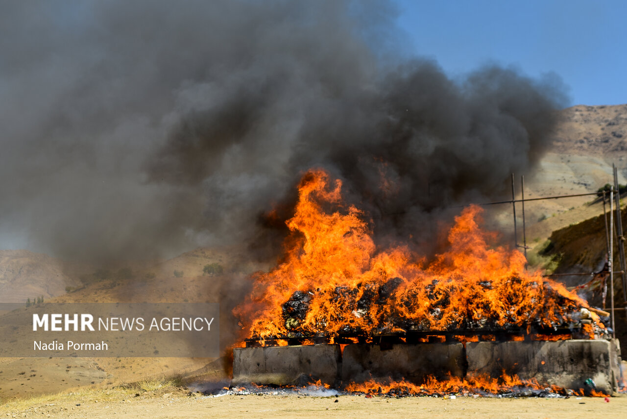 امحاء ۱۶ تن موادمخدر در تهران/ جمع آوری ۸۵ هزارمعتاد
