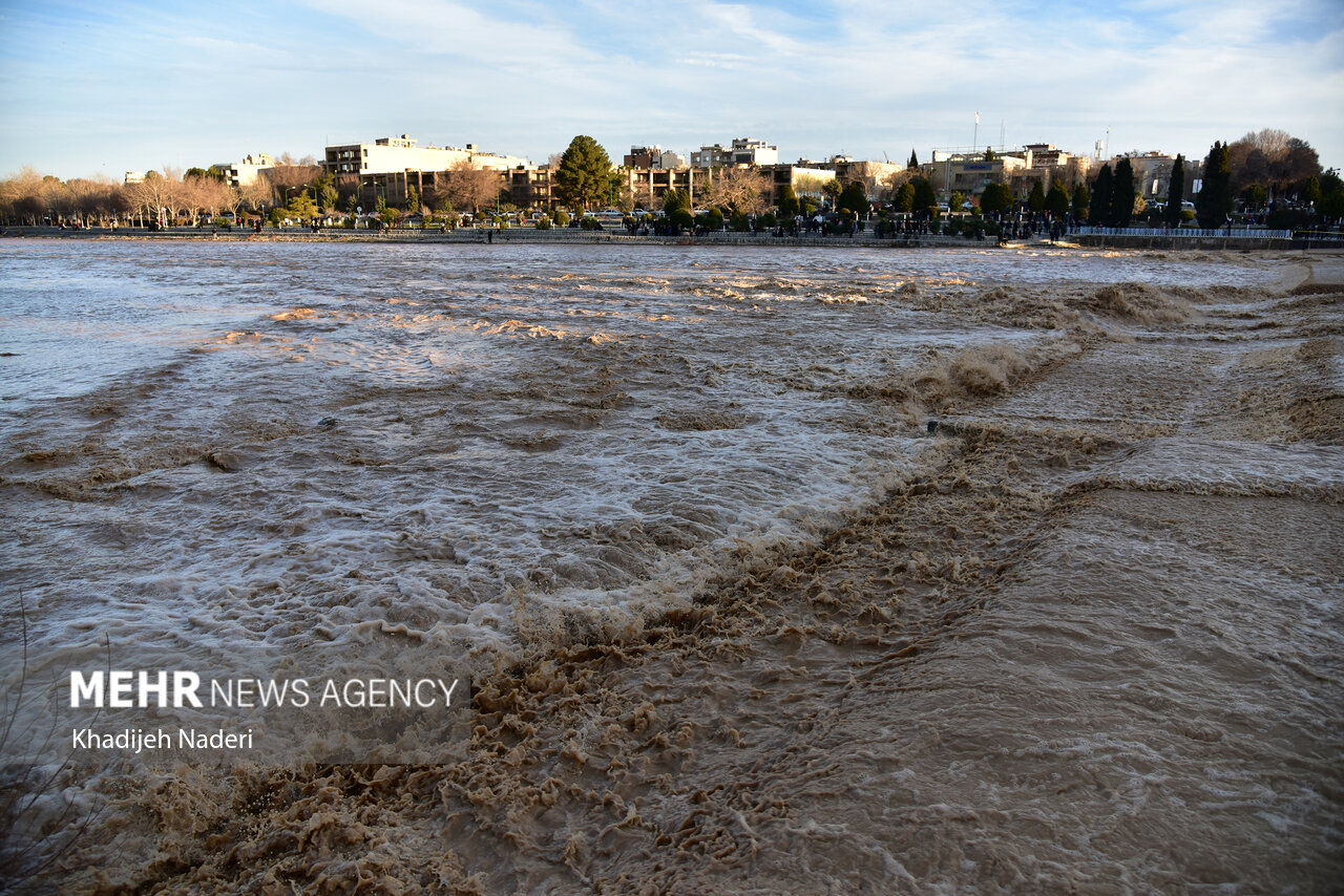 امدادرسانی به ۸۶۲ حادثه دیده/۱۲ استان متاثر از سوانحجوی