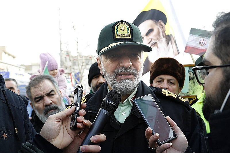 امروز روز روسیاهی دشمنان در مقابل ملت بزرگ ایران است