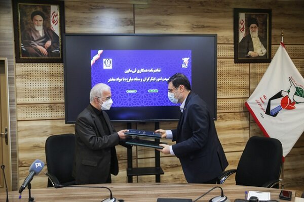 امضای تفاهمنامه مشترک میان بنیاد شهید و ستاد مبارزه با مواد مخدر