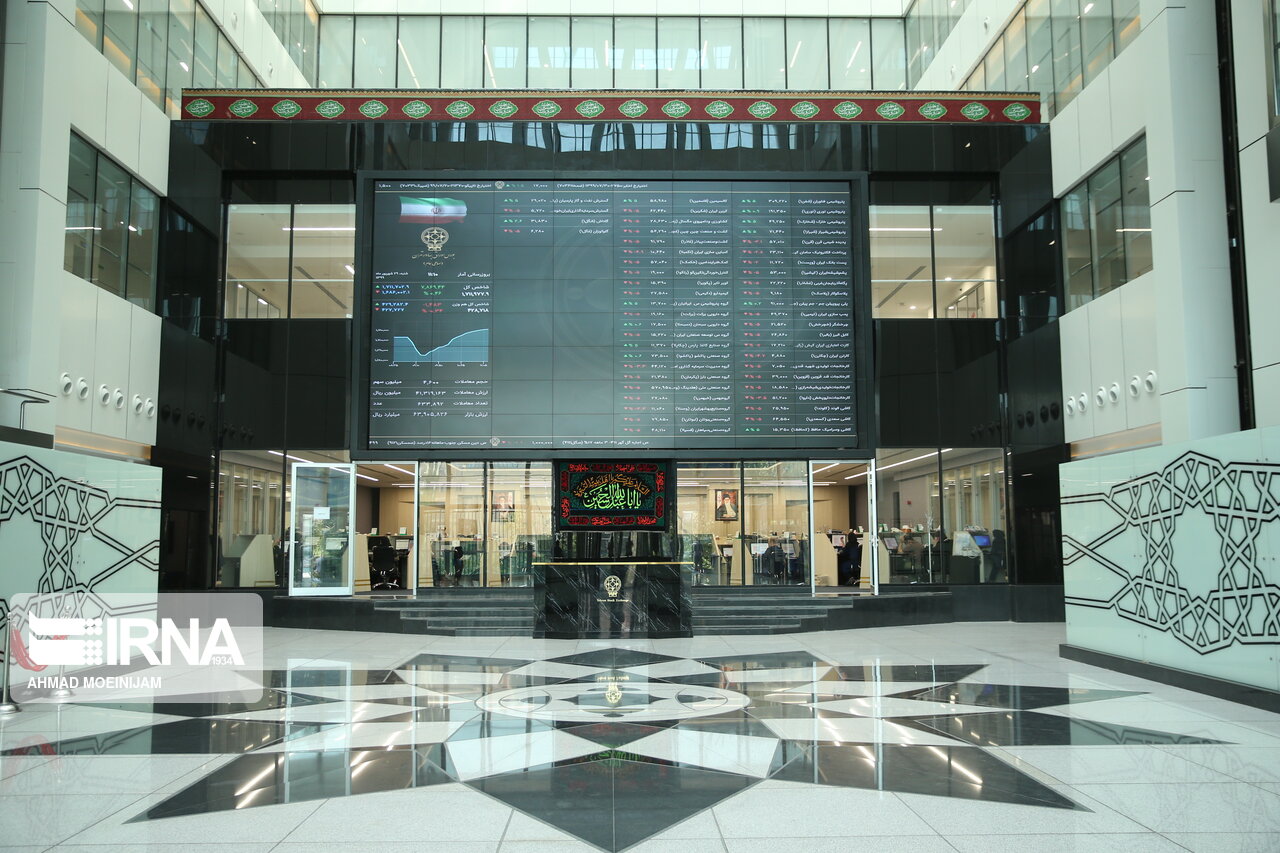 املاک مازاد شهرداری تهران در مسیر تالار شیشهای بورس