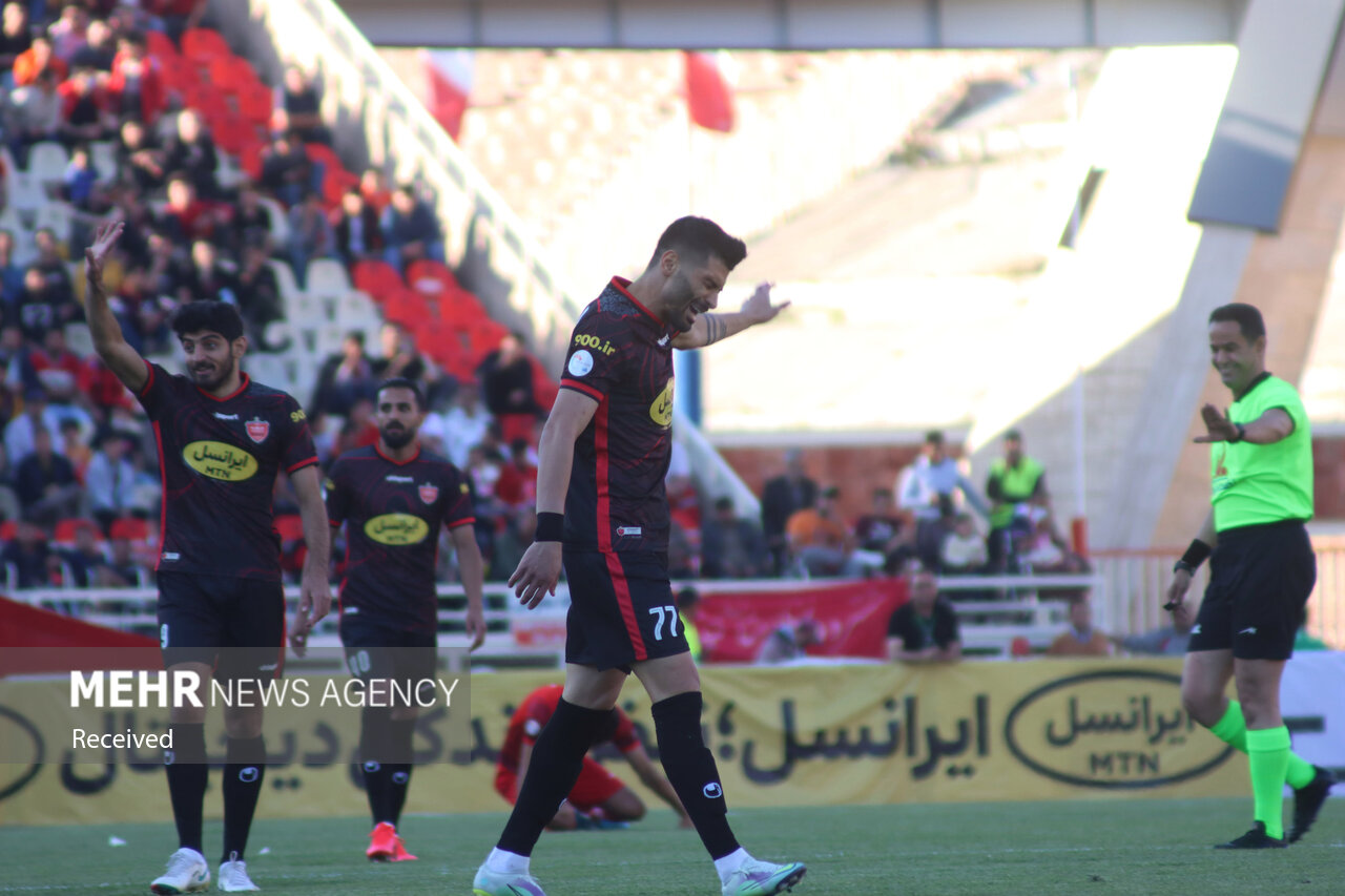 امید است دو بازیکن پرسپولیس دیگر در زمین فوتبال نباشند