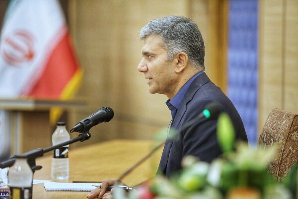 امیدوارم شرایط مطلوبی را برای ملی پوشان فوتبال آماده
کنیم