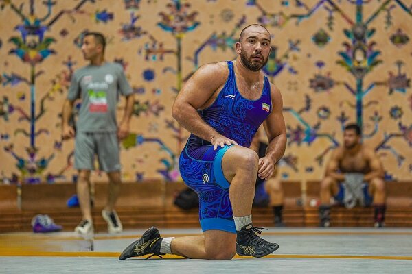 امیرحسین زارع تاج پادشاهی را پس میگیرد؟