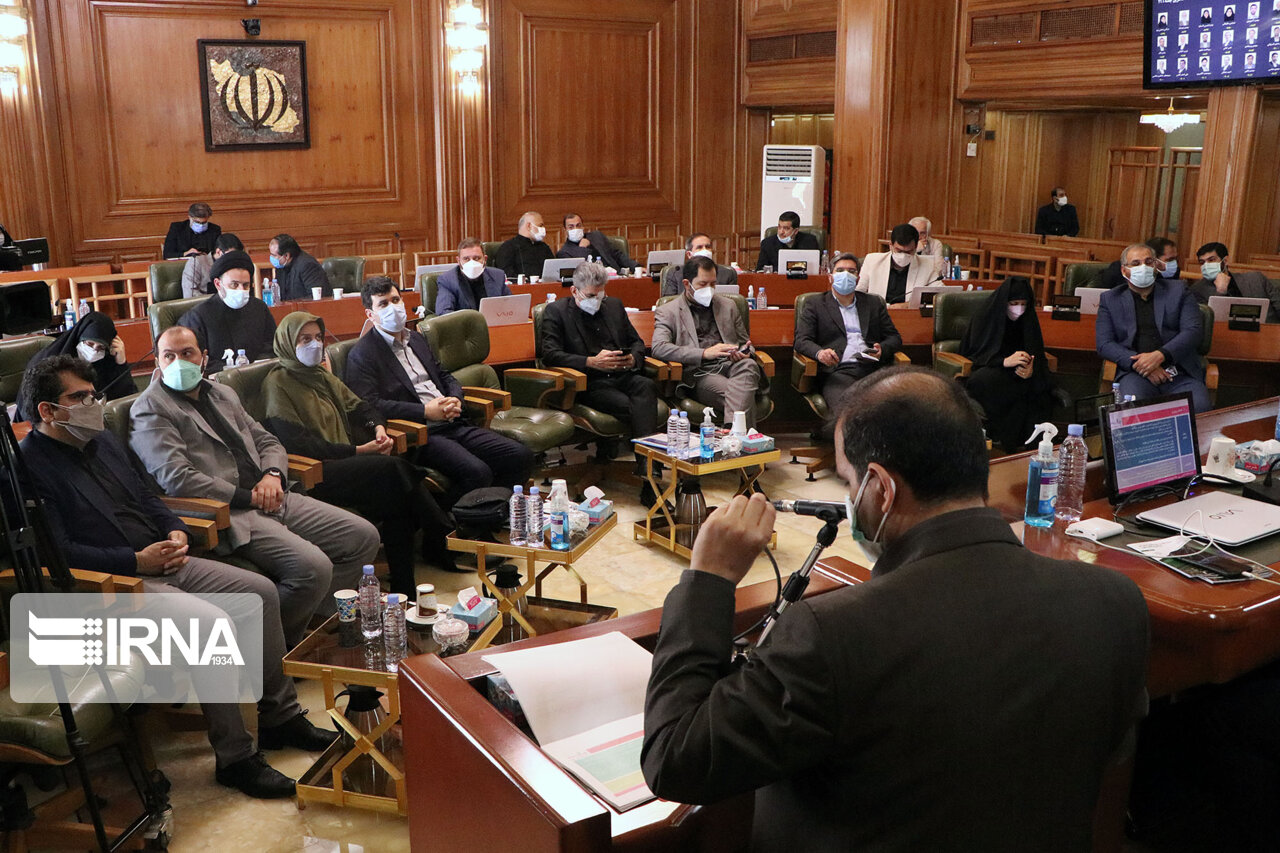 انبارهای آتشنشانی خالی از تجهیزات است