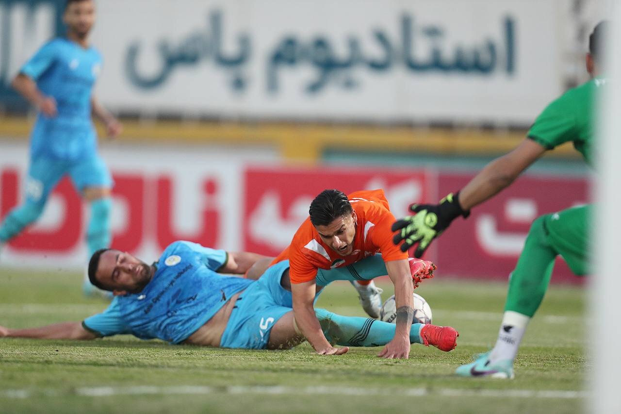 انتشار احکام کمیته تعیین وضعیت برای باشگاه‌های متخلف لیگ یک