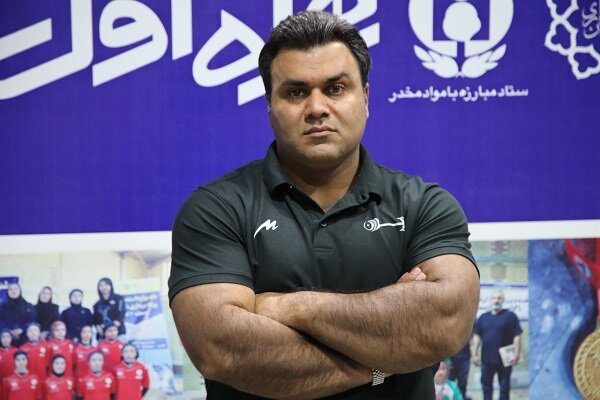 انتقاد از قرارداد پائین وزنهبرداران؛ مسابقات جهانی ناشناخته است