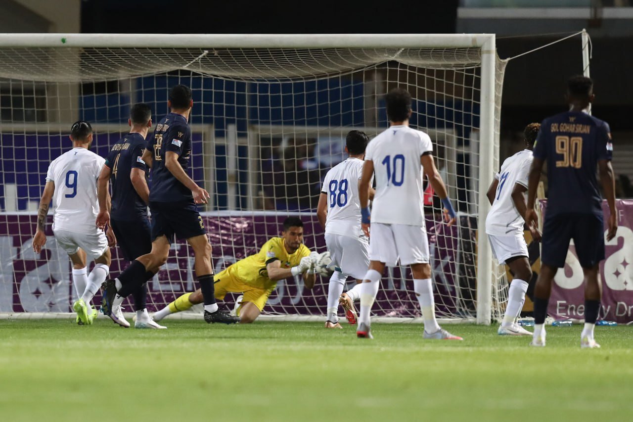 انتقاد استقلال: اعضای یک تیم لیگ برتری هراسی از محرومیت ندارند