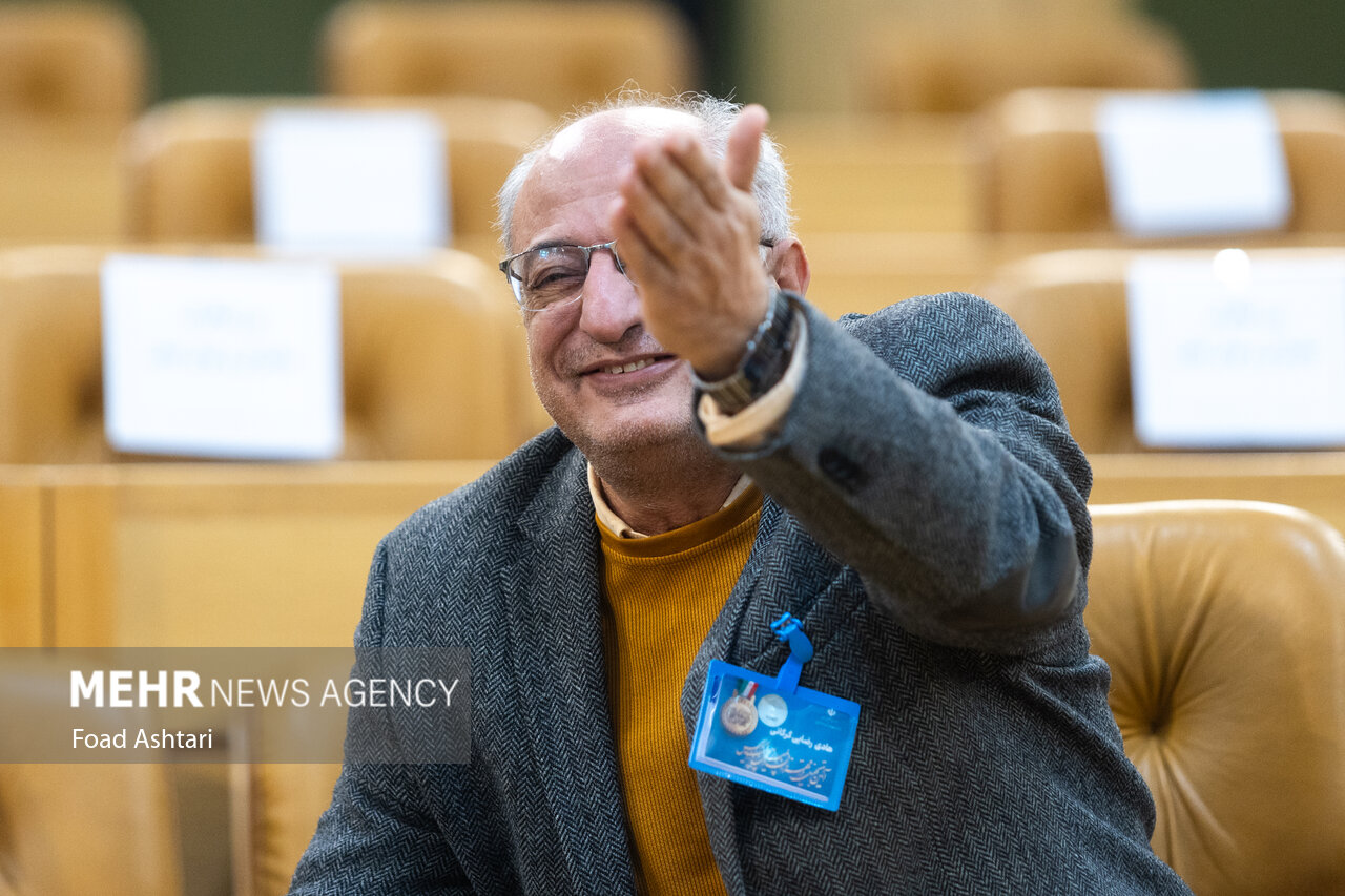 انتقاد رضایی از مراسم تجلیل: هنوز بلد نیستیم مهمانان را اولویتبندی کنیم