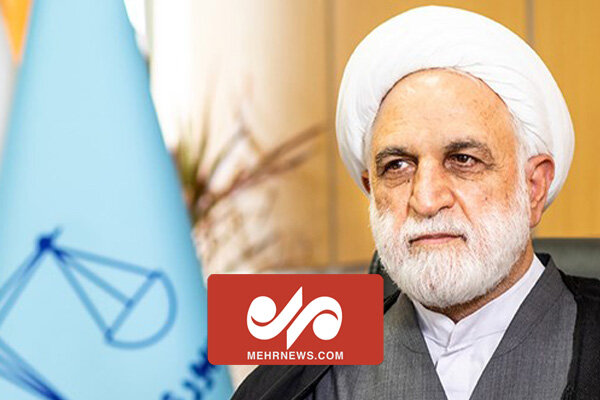 انتقاد رییس قوه قضاییه از استفاده نابجا از پابند برای زندانیان