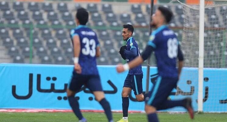 انتقال قطعی مهاجم پرسپولیس به پیکان