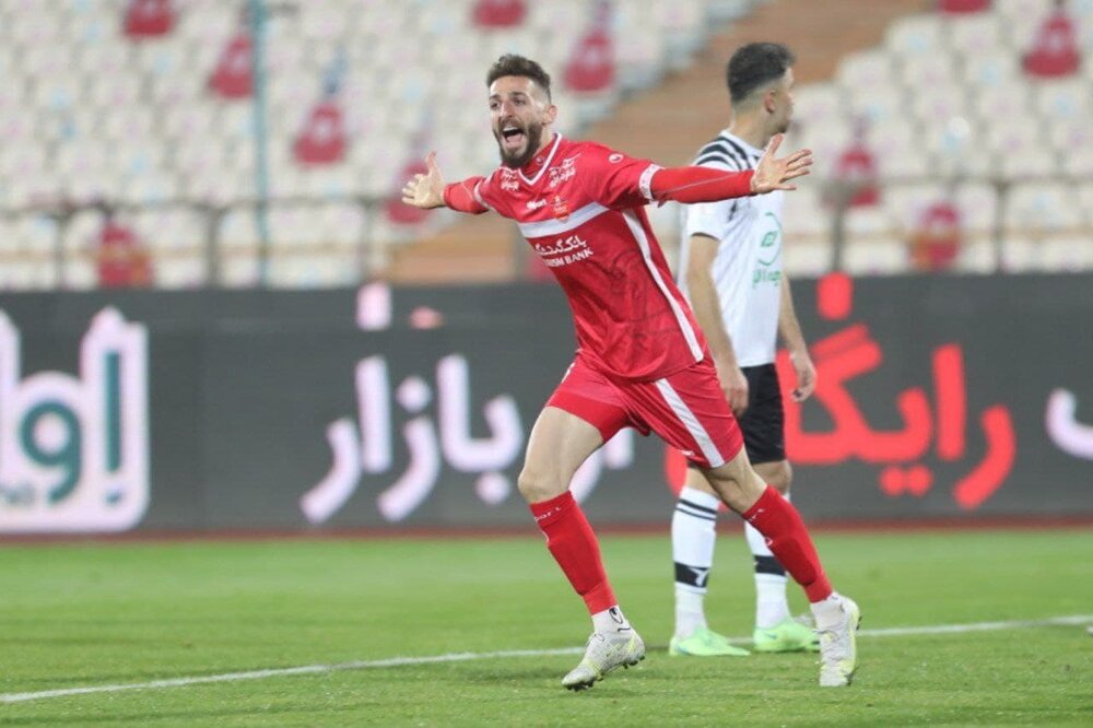 انتقال مهاجم پرسپولیس به بواویشتا تکذیب شد