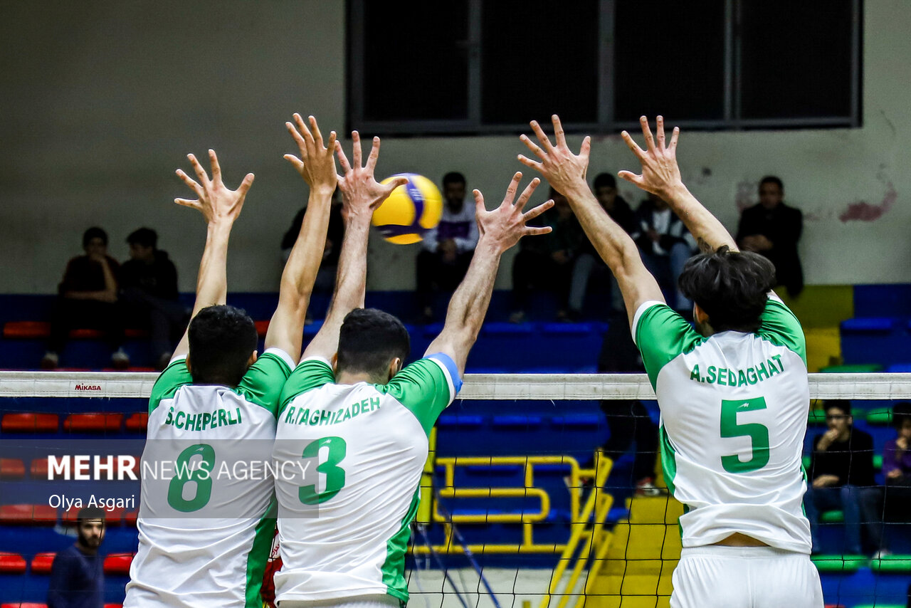 انتقام پاس گرگان از چادرملو در روز پیروزی پیکان مقابل صنعتگران