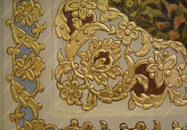 انجام مطالعات فن‌شناختی آرایه‌های لایه‌چینی در بناهای صفوی