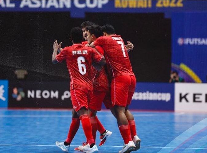 اندونزی باخت به ایران را جبران کرد/ یک مربی ایرانی در آستانه صعود