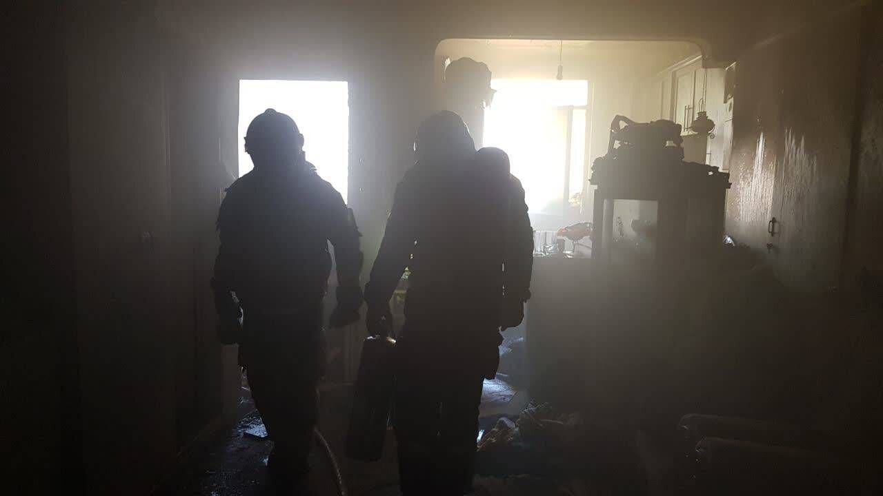 انفجار ادکلن در یک فروشگاه عطر در اسلامشهر؛یک نفر مصدوم شد