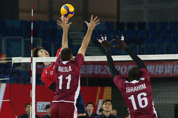 اهدای جام سومی والیبال قهرمانی آسیا به قطر