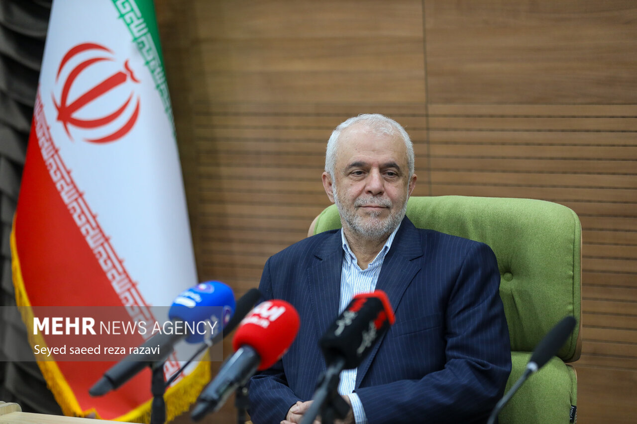 اوحدی: روایتگری عظمت شهدا در جامعه را زنده نگاه می‌دارد
