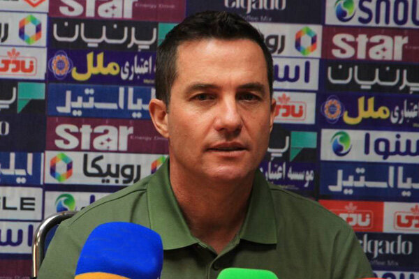 اوسمار: تا پایان فصل میجنگیم/از نظر من پرسپولیس همیشه قهرمان است