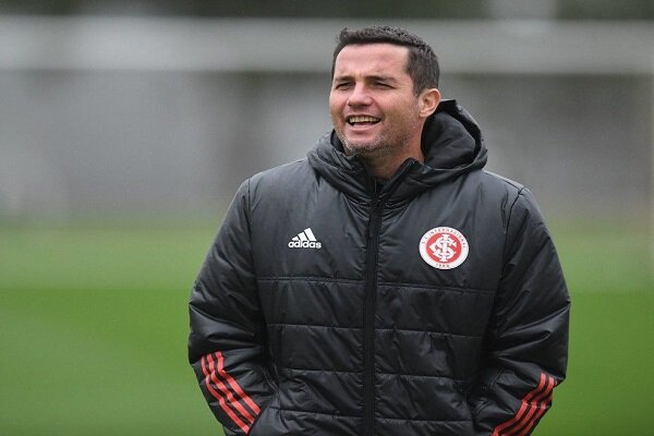 «اوسمار لوس ویرا» دستیار یحیی گلمحمدی در پرسپولیس شد