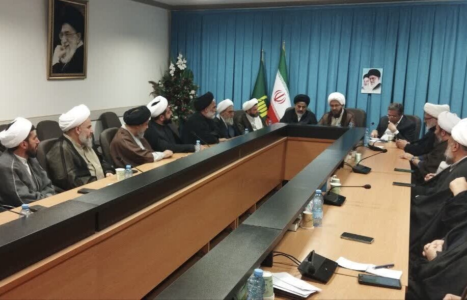 اکبری: ائمه جمعه اتحاد مردم و مسئولان را ارتقا بخشند