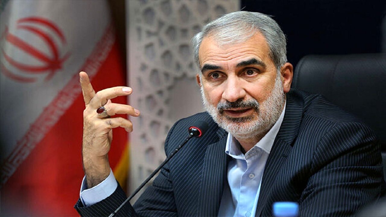 ایجاد ۲۱۰۰ فضای ورزشی درون مدرسه‌ای سبب افزایش نشاط در جامعه می‌شود