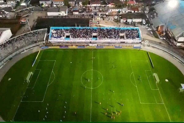 ایرادات ورزشگاه را برطرف میکنیم/ حضور قطعی نورافکن تانیمفصل