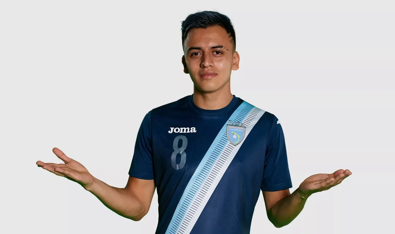 ایران از بهترین‌ تیم‌های فوتسال جهان است/ هدف ما صعود ازگروه است