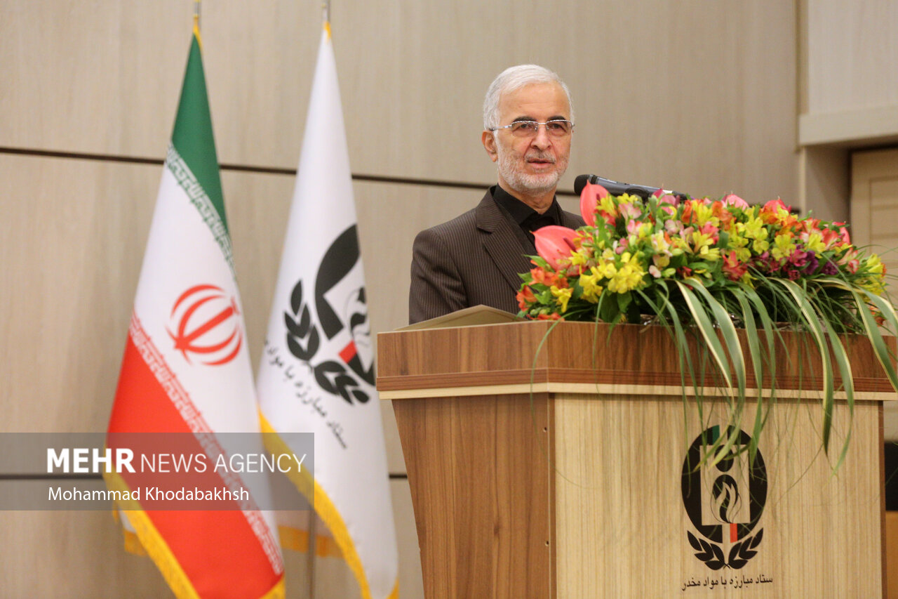 ایران رتبه اول کشفیات مواد مخدر/ رشد اعتیاد در مدارس متوقف شد