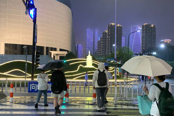 اینجا خبری از آفتاب نیست/ در «باران» همه مثل ساعت کارمی‌کنند