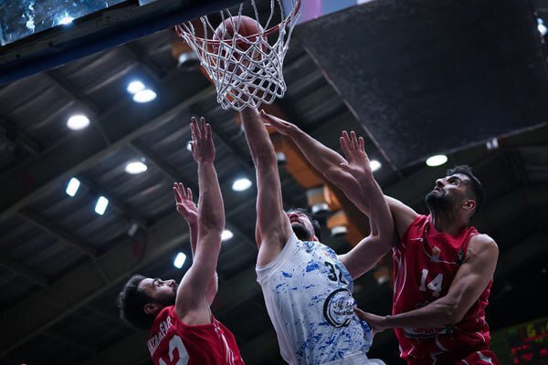 باخت خانگی نفت آبادان برابر شهرداری گرگان/ همه مدعیان بردند