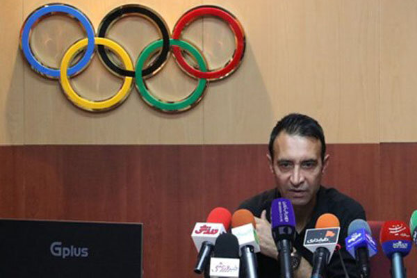 بار سنگینی روی دوش من است/ امیدوارم باشگاهها همکاری کنند