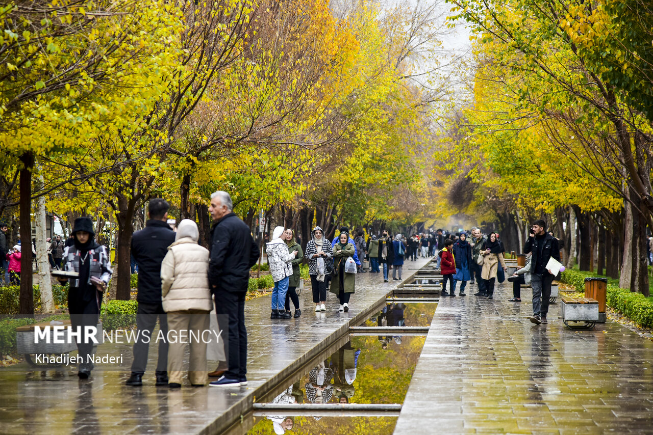 باران غبارآلودگی را از چهره اصفهان شست؛ بازگشت طراوت به آسمان شهر