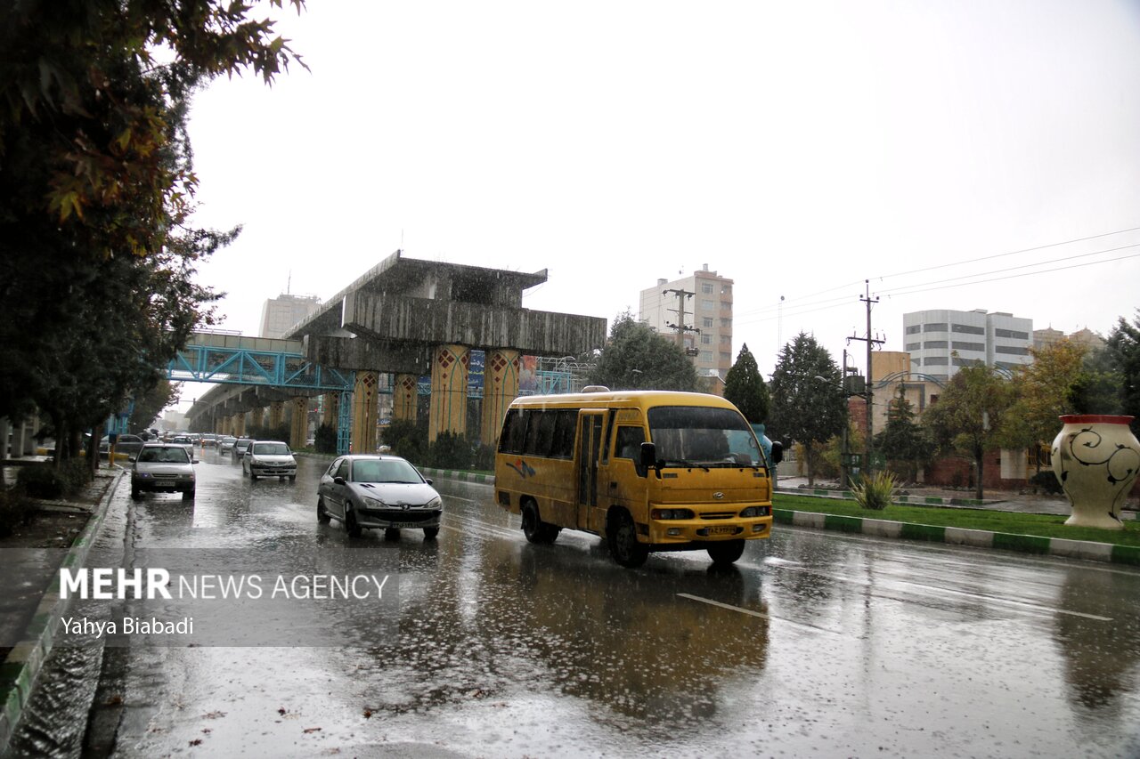 بارش باران در شمال و جنوب شرق کشور