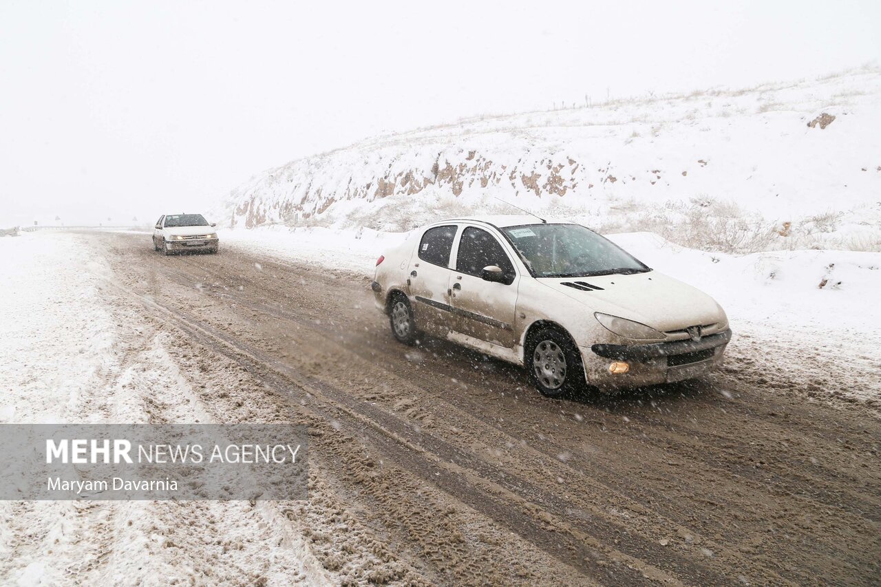 بارش برف بهاره در مناطق مختلف آذربایجان غربی