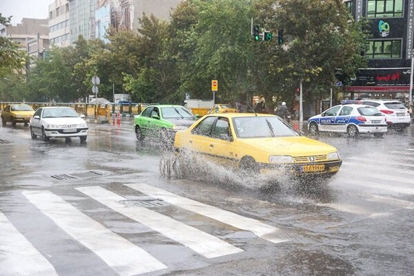 بارش شدید باران در ۶ استان/ دمای صفر درجه‌ای درهمدان