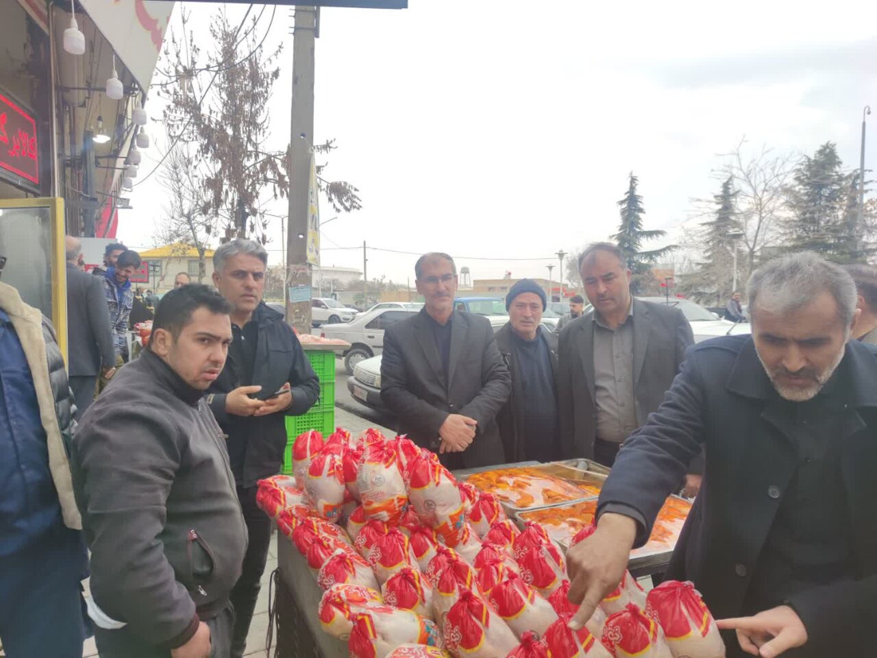 بازار کالاهای اساسی و محصولات کشاورزی در آذربایجان غربی پایدار است