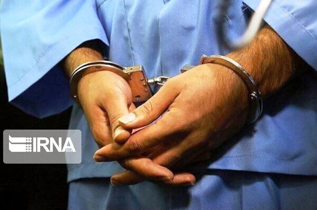 بازداشت دانشجونماهای اغتشاشگر مقابل دانشگاه کردستان