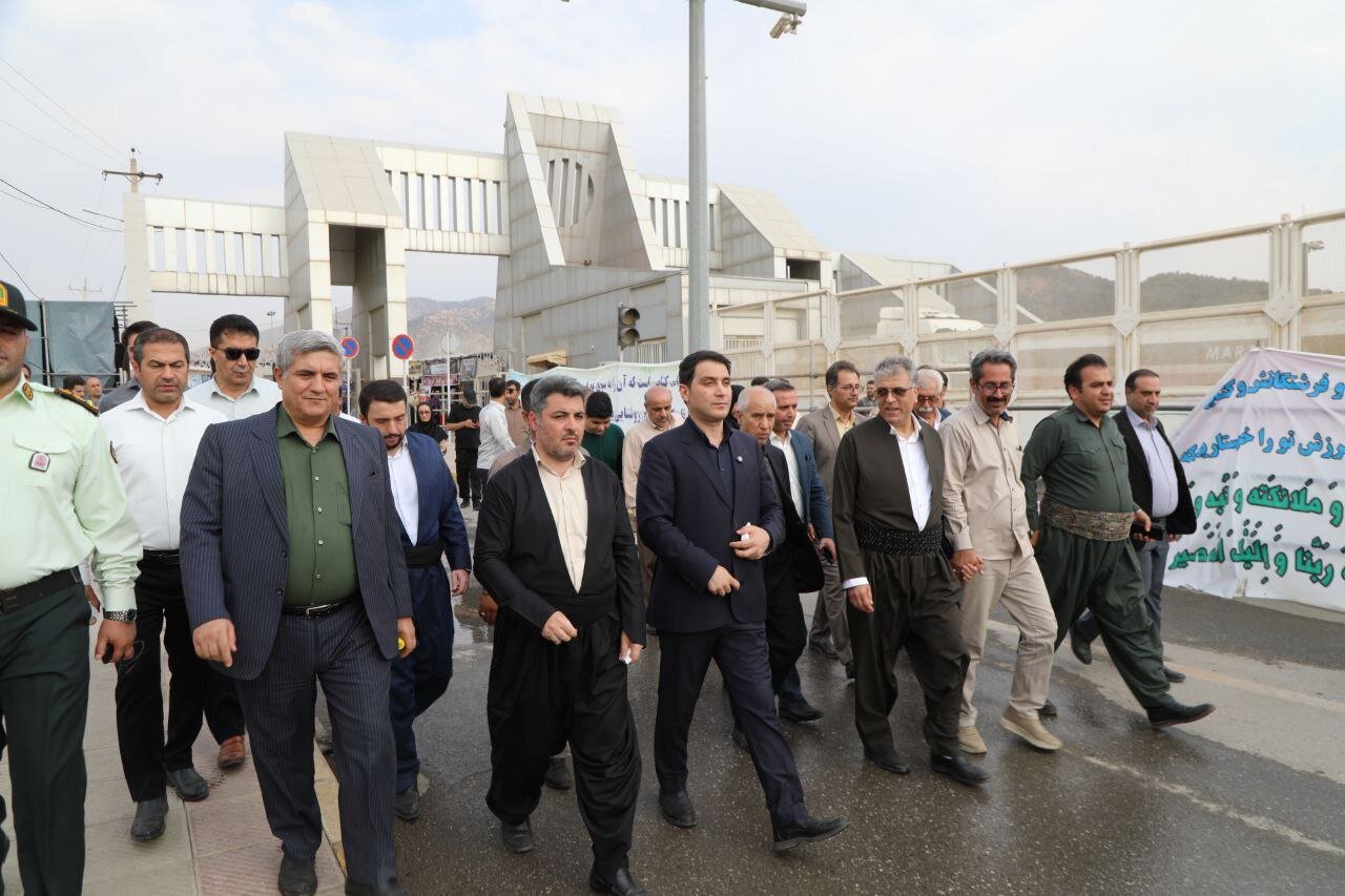 بازدید استاندار کردستان از مرز باشماق و روند برپایی مواکب