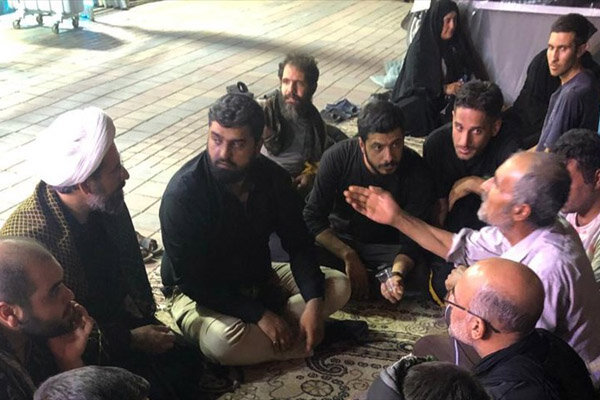 بازدید حجه‌الاسلام احدی ازموکب فدراسیون بولینگ و بیلیارد در کربلا