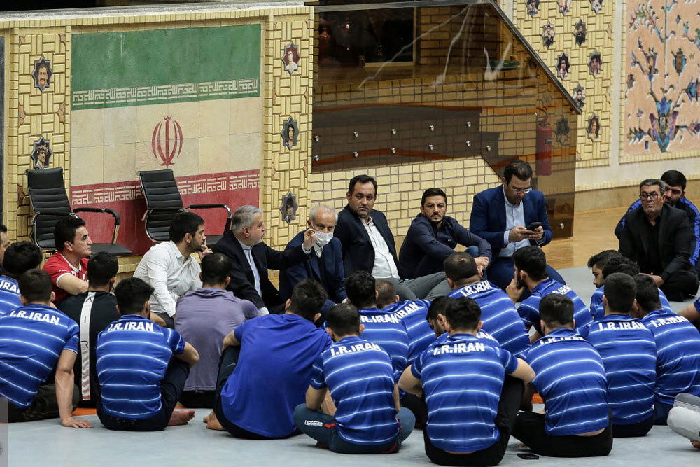 بازدید رئیس کمیته ملی المپیک از کمپ تیم‌های ملی کشتی