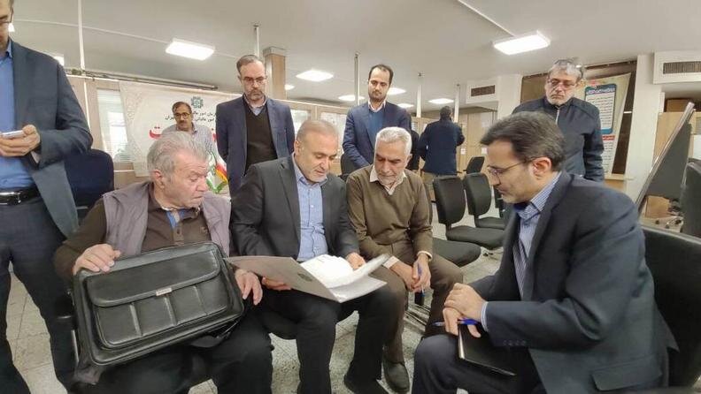 بازدید سرزده معاون اقتصادی سازمان بازرسی از اداره کل امورمالیاتی