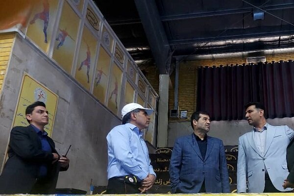 بازدید سرزده وزیر ورزش و جوانان از فدراسیون هندبال