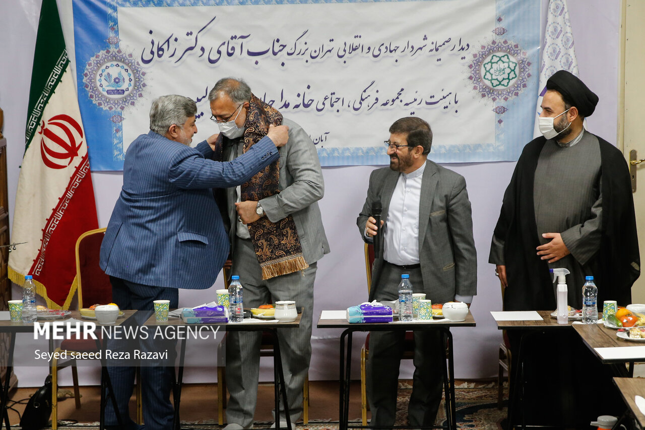 بازدید شهردار تهران از خانه مداحان