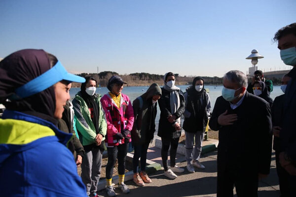 بازدید صالحی امیری از اردوی تیم های ملی قایقرانی و تیروکمان