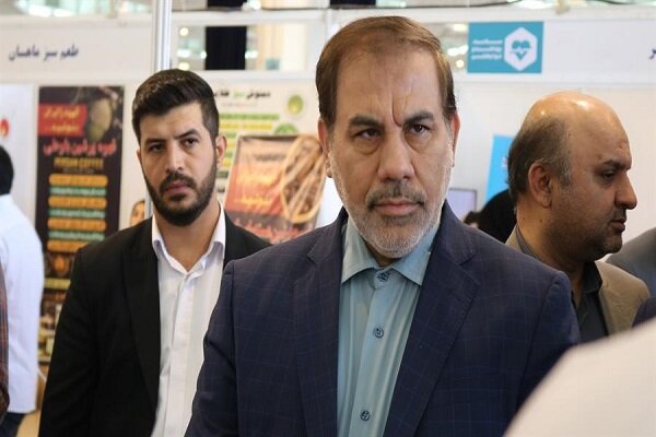 بازدید معاون قوه قضائیه از نمایشگاه محرومیتزدا