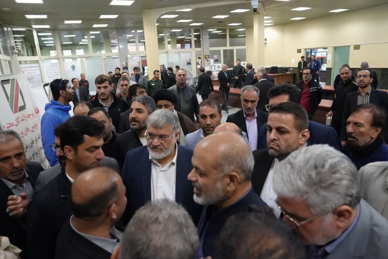 بازدید وزیر کشور از مرز بازرگان در ماکو